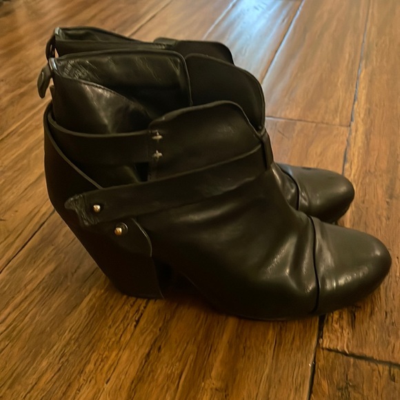 Rag and Bone Harrow Leather Bootie - Picture 1 of 8